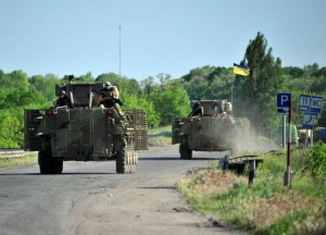 القوات الأوكرانية تشن هجوما قرب ماريوبول في شرق أوكرانيا