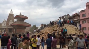 ارتفاع حصيلة ضحايا زلزال نيبال إلى 3218 قتيلا وأكثر من 6500 جريح