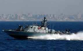 البحرية الاسرائيلية تفتح النار على الصيادين الفلسطينيين