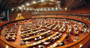 البرلمان الباكستاني يقر مشروع قانون يدعو للحيادية في الصراع اليمني