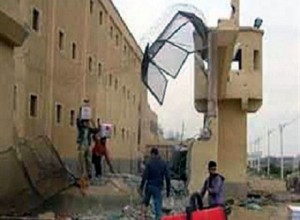 الشرطة العراقية  مقتل 10 من الشرطة و 8 من نزلاء سجن بلدة الخالص شمال بغداد