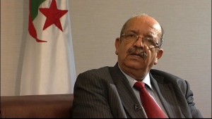 الجزائر تعلن عن قرب أفتتاح سفارتها بطرابلس