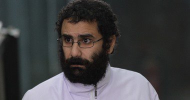محكمة جنايات القاهرة تحكم بالسجن المشدد خمسة سنوات على الناشط المصري علاء عبد الفتاح