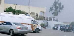 الداخلية السعودية  مقتل 13 شخصا بينهم 10 من قوات الطوارئ بتفجير مسجد في منطقة عسير