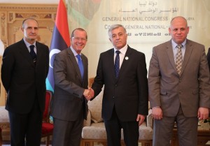 أبوسهمين يستقبل المبعوث الجديد لبعثة الأمم المتحدة إلى ليبيا 