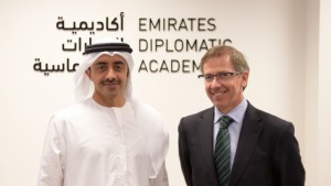 تعين برناردينو ليون مديراً عاماً لأكاديمية الإمارات الدبلوماسية
