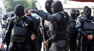 الامن التونسي يلقي القبض على خمسة عناصر كانوا يستعدون للالتحاق بتنظيم الدولة في ليبيا