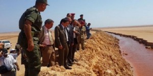 تونس تعلن عن الانتهاء من بناء الساتر الترابي على الحدود التونسية الليبية