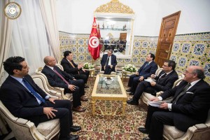 الصيد يستقبل السراج ويجدد دعم تونس للحكومة الوفاق