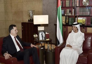 السراج يبحث في أبوطبي مع نائب رئيس مجلس الوزراء الإمارات آخر تطورات الأزمة الليبية
