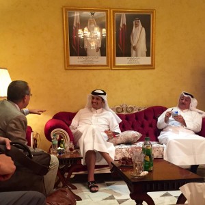 كوبلر يلتقي وزير خارجية قطر