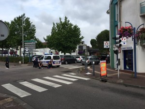 مقتل رهينة ومسلحين اثنين في عملية احتجاز رهائن في كنسية بشمال فرنسا