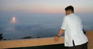 كوريا الشمالية تطلق صاروخا باليستيا فوق البحر