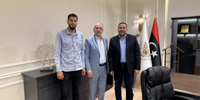 مصلحة التسجيل العقاري وبلدية كاباو تبحثان دعم العمل وتطوير الخدمات